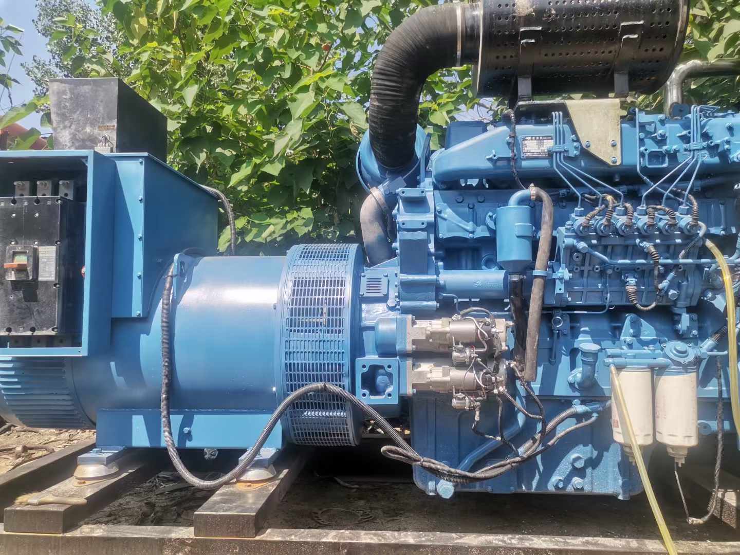 延吉详细说明降低 800kW 柴油发电机输出电流波动的方法